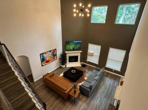 Beautiful house in The Woodlands - Creekside