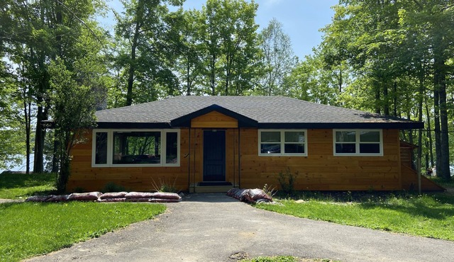 Beautiful house on Camp Lake!
