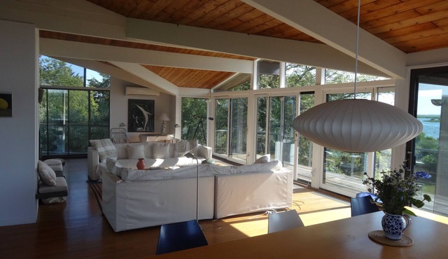 Beautiful house on Chilmark Pond with water view, pool & access to private beach