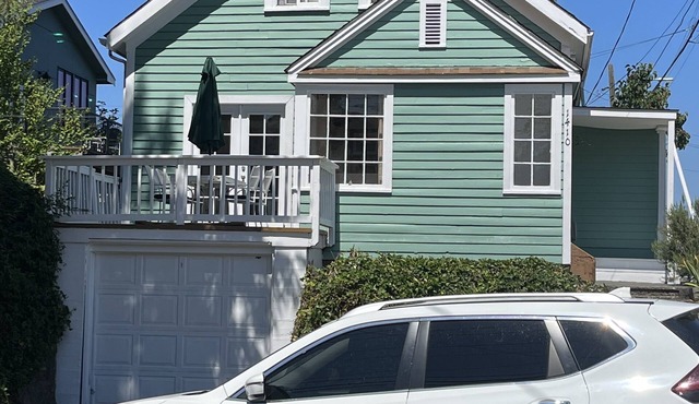 Beautiful house on North Beacon Hill close to everything Seattle!