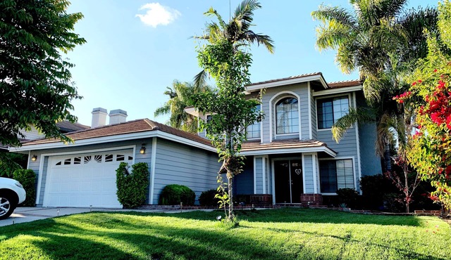 Beautiful House with Mountain View near Riverside