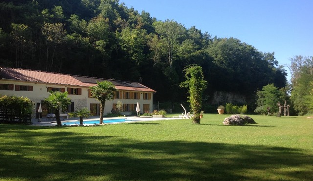 Beautiful house with swimming pool in the Drôme Vercors park