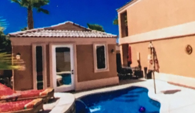 Beautiful house with pool and casita minutes from Colorado river