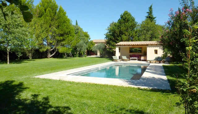 Beautiful house with private pool and garden