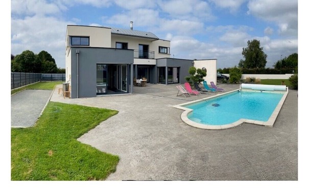 Beautiful house with swimming pool, ideal for relaxing or discovering Brittany