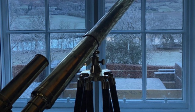 Beautiful House With Gardens Close To River Tay