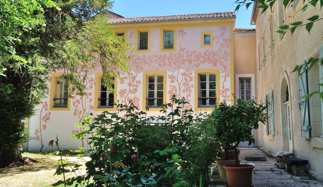 Beautiful house with garden and view of the Lot