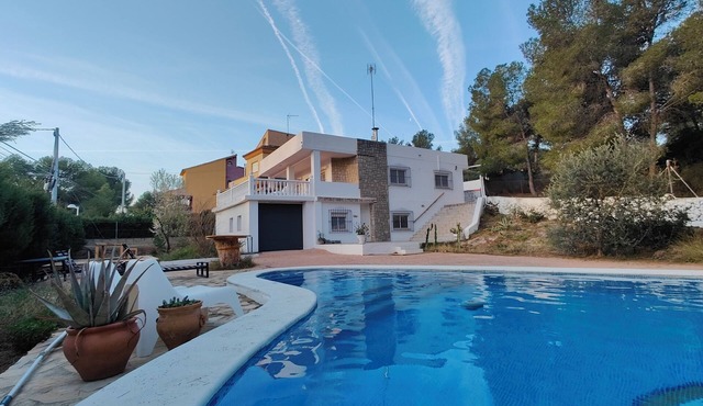 Beautiful house with pool in Náquera, Valencia