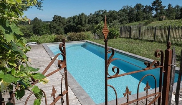 Beautiful house with private pool, Wi-Fi, and pets allowed