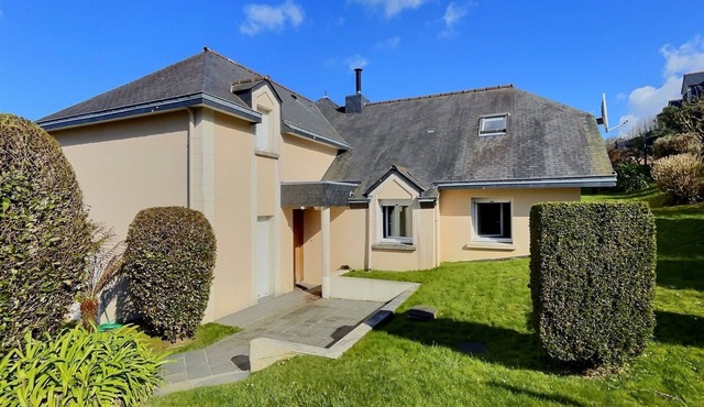 Beautiful house with sea view