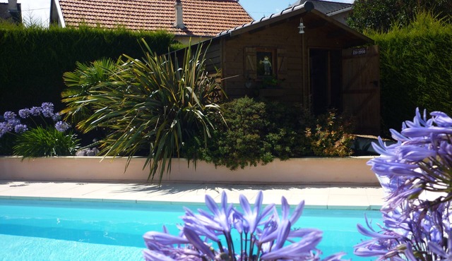 BEAUTIFUL HOUSE WITH SEA VIEW AND HEATED POOL