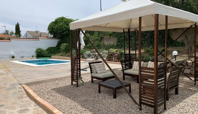 Beautiful house with swimming pool close to Puy du Fou and Toledo