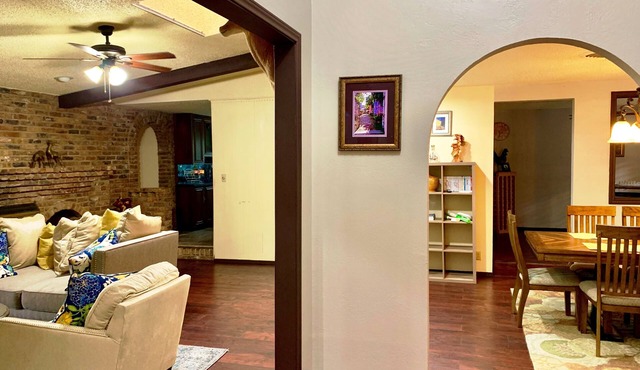 Beautiful house with Character in Central of Fort Worth