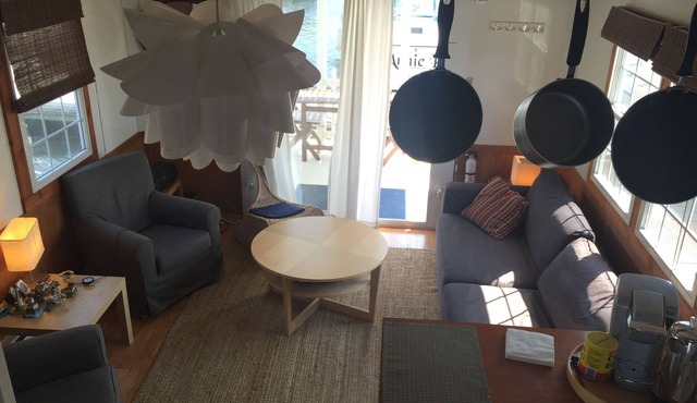 Beautiful Houseboat In Downtown Providence - Heated!!!