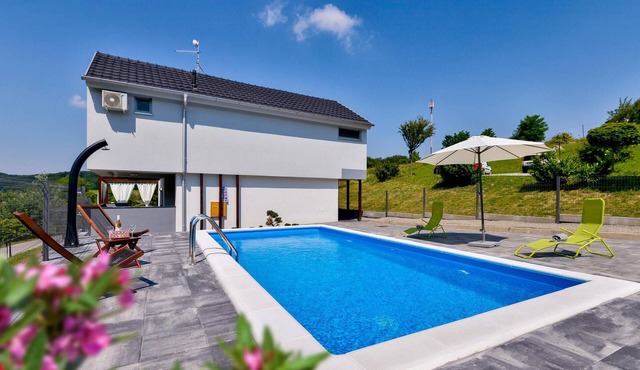Beautiful home in Sveti Martin na Muri with sauna