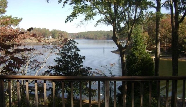 Beautiful Huge Lakefront House *Our Waterfront Paradise*