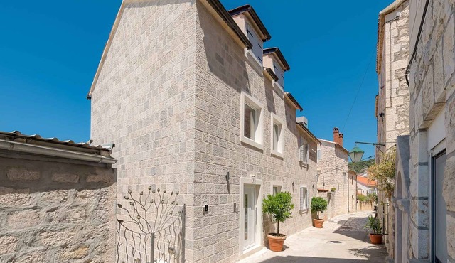 Beautiful Hvar Villa | 4 Bedrooms | Villa Hvar Majestic | Resort Centre