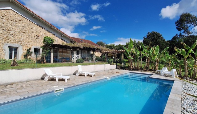 Beautiful ideal family house near Dax