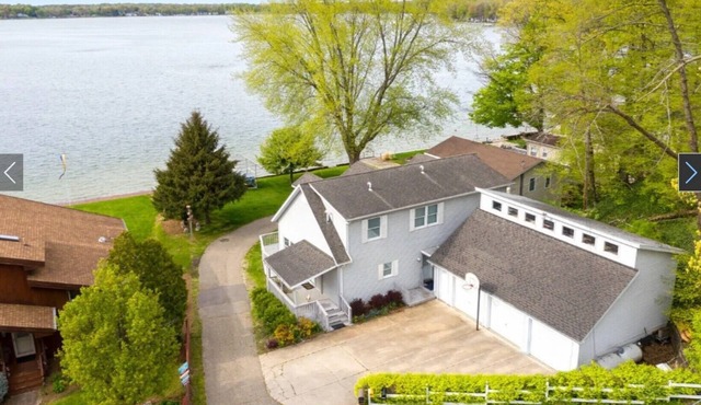 Beautiful Indian Lake home with amazing lake views!