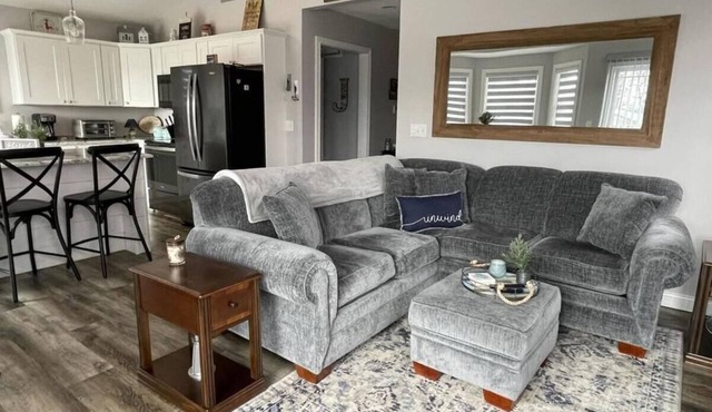 Beautiful Indian Lake Getaway!