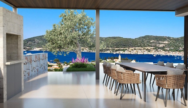 Beautiful Issa Hills Villa