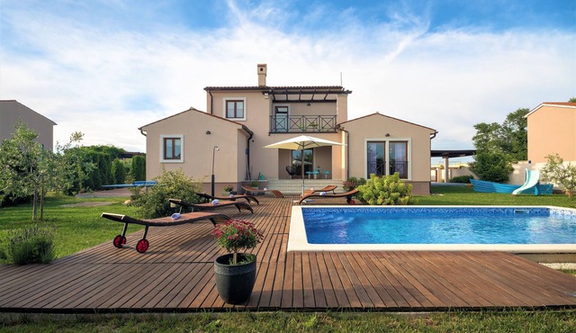 Beautiful Istrian stone made villa with pool and garden surrounded by nature