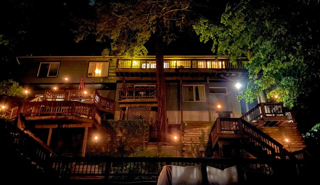 Beautiful Ithaca 3-bedroom lake house