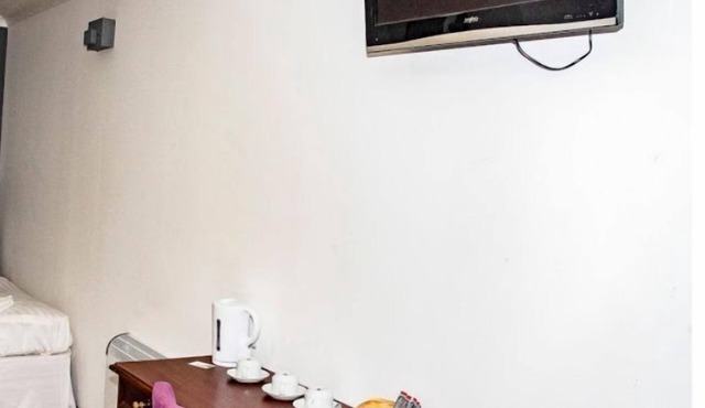 Beautiful Iway Inn hotel