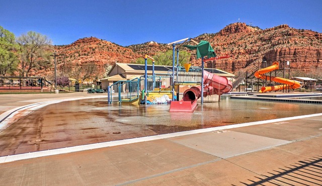 Beautiful Kanab Home w/Yard - Walk to Restaurants