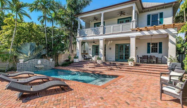 Beautiful Key West Style Home off Las Olas & Intracoastal: Private Pool & Dock