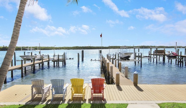 ☼ Beautiful Key West Style Intercoastal Home! ☼