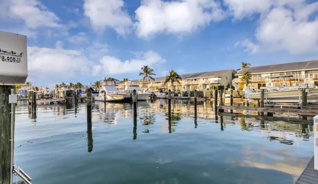 Beautiful Lagoon, Ocean side Townhome at an Island resort!