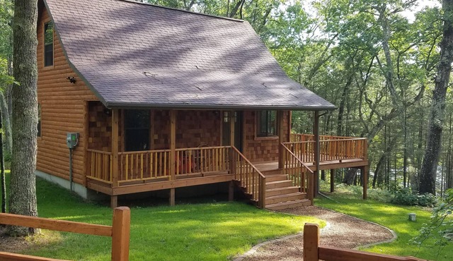 Beautiful Lake Front Cottage: Near Pere Marquette River & ORV/ATV Trails