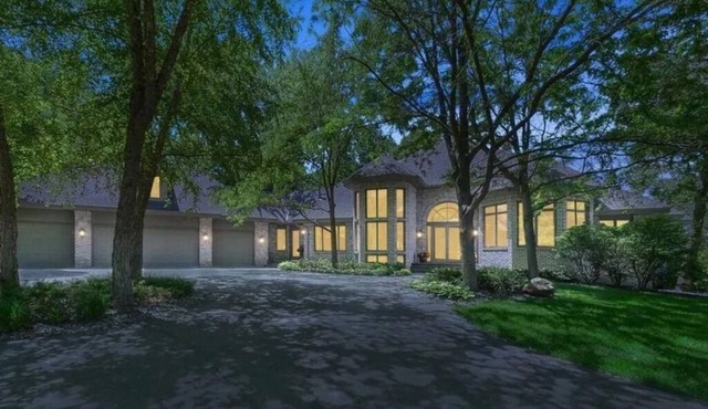 Beautiful Lake home with 6 person sauna