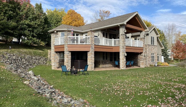 Beautiful Lake House in Point Chautauqua- Available Year Round! NEW BUNK ROOM