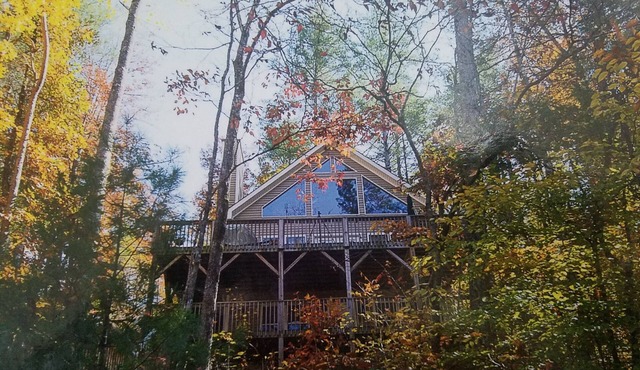 Beautiful Lake House on Lake Hiwassee in Bear Paw with Dock and majestic views