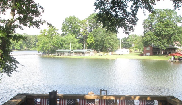 Beautiful Lake House in West Central Georgia