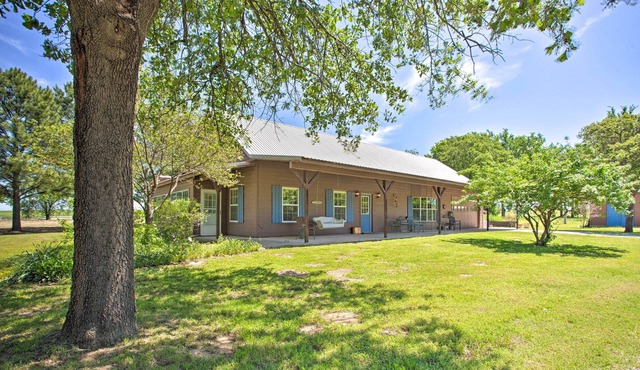 Beautiful Lake Murray Retreat <1 Mi to Lake!