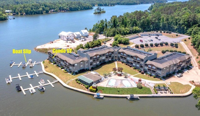 Beautiful Lake Views