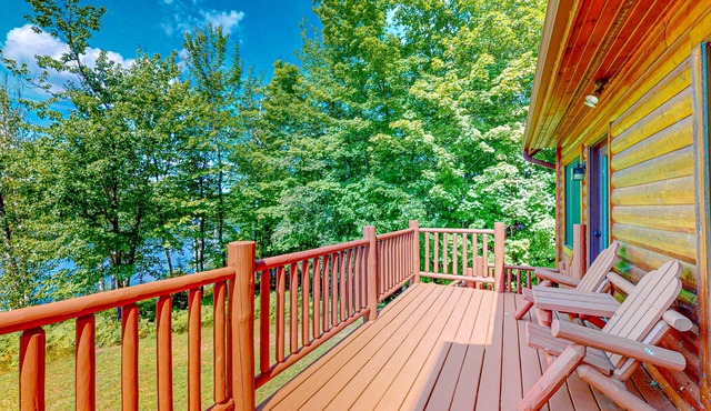 Beautiful Lakefront Cabin with a Private Dock, Firepit, and Large Yard!