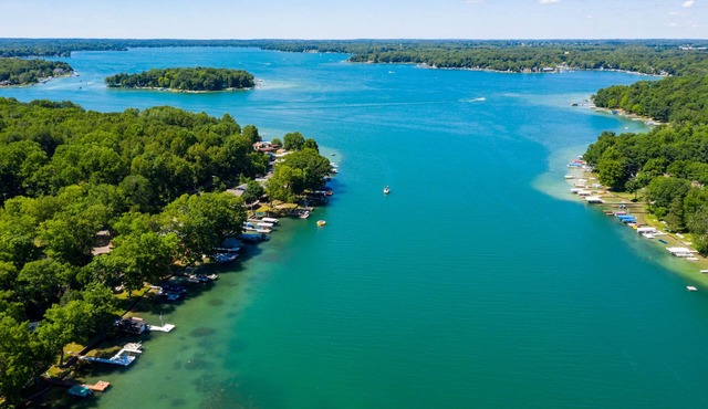 Beautiful Lakefront Gull Lake Home w/Private Beach and Dock