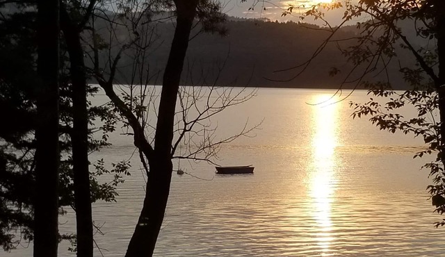 Beautiful Lakefront Home! Enjoy NY, VT, and Canada!