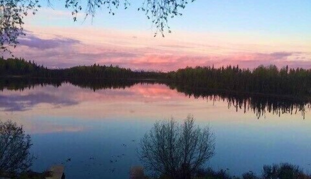 Beautiful Lakefront Property Minutes From The Kenai River And Soldotna