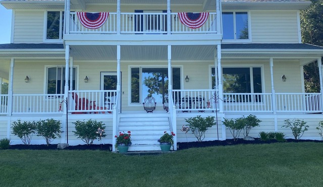 Beautiful Lakefront Sunsets On Burt Lake