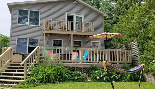 Beautiful Lakefront Home with amazing sunsets