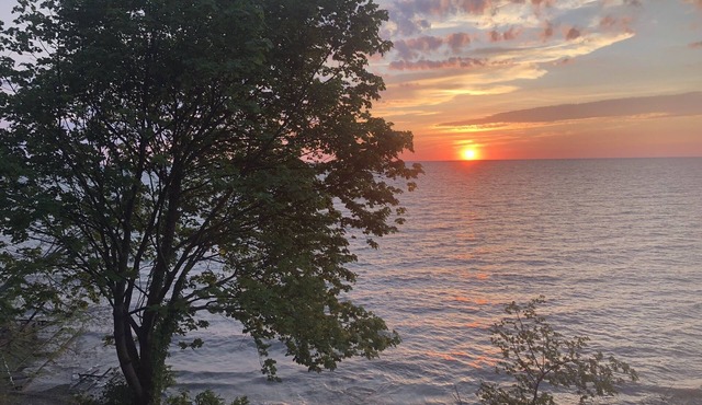 Beautiful Lakefront with Private Beach