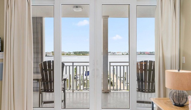 🏖️ Beautiful, Large bayfront unit Great Bay views, Fishing Pier Short walk to beach 🏖️