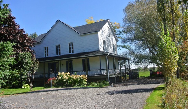 Beautiful, large apartment in the countryside