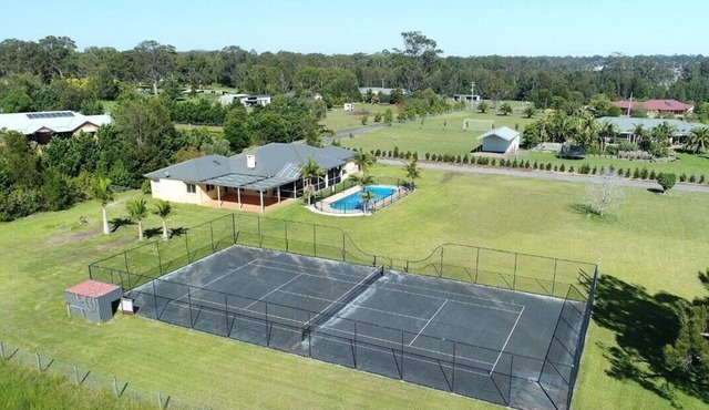 Beautiful Large Country Home in the Perfect Location with tennis court & theatre