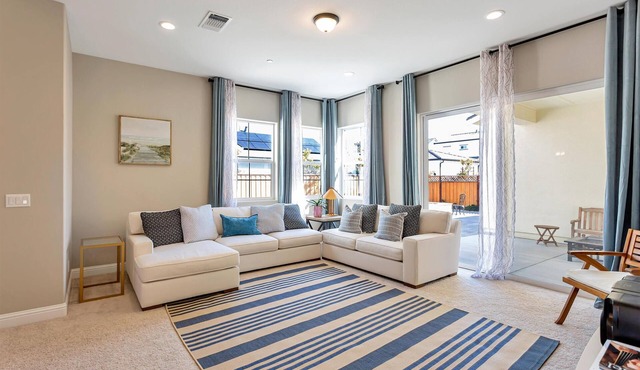 Beautiful Large Home Near Monterey and Carmel Awaits You